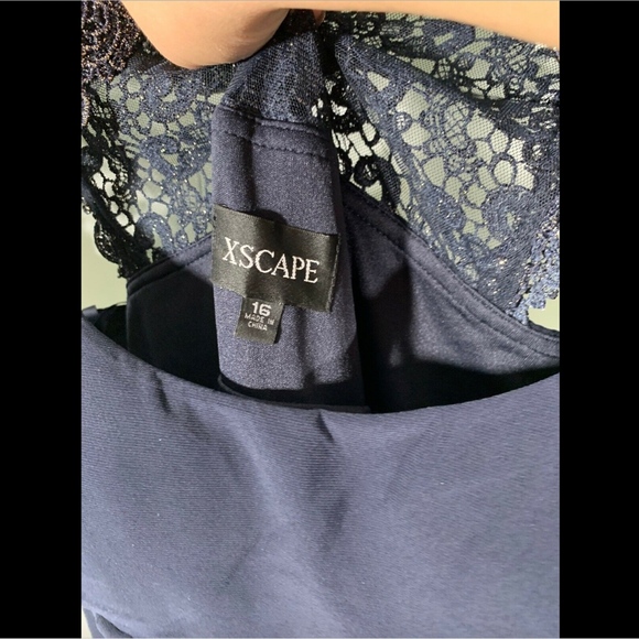 NWT $228 XSCAPE Lace Inset Mermaid Gown Navy‎ Blue - Picture 5 of 8